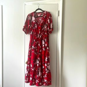 Showpo max dress with sleeves red floral never worn